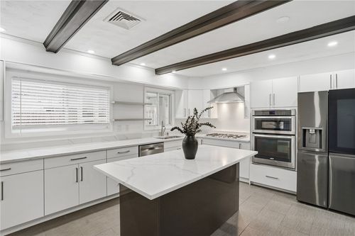 109 Cobble Hill Rd, Lincoln, RI, 02865-4012 | Card Image