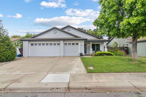 431 River Oaks Dr, Yuba City, CA, 95991-8222 | Card Image