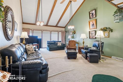 33536 180th Ave, Hedrick, IA, 52563-8504 | Card Image