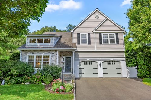 9-9 New Canaan Way, Norwalk, CT, 06850-1443 | Card Image