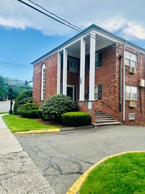 5c-388 Courtland Avenue, Stamford, CT, 06906 | Card Image