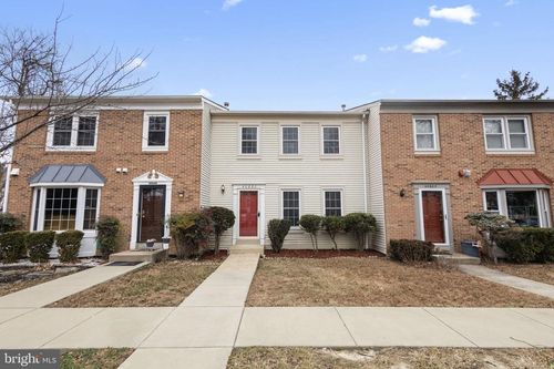 4068 Championship Dr, Annandale, VA, 22003-2418 | Card Image