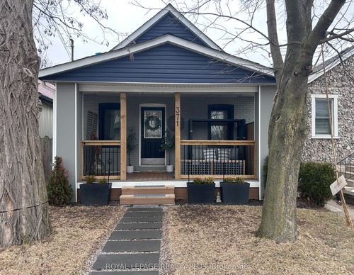 371 Upper Wentworth St, Hamilton, ON, L9A4T4 | Card Image