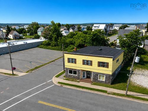 757 Victoria Rd, Sydney, NS, B1N1J5 | Card Image