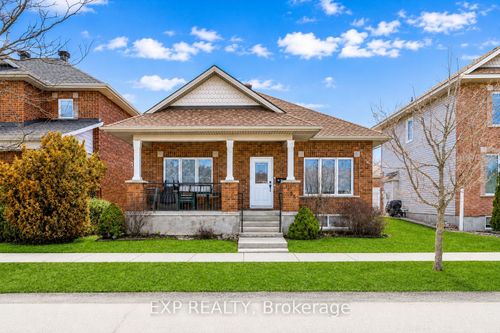 1496 Queensdale Ave, Gloucester, ON, K1T4G3 | Card Image