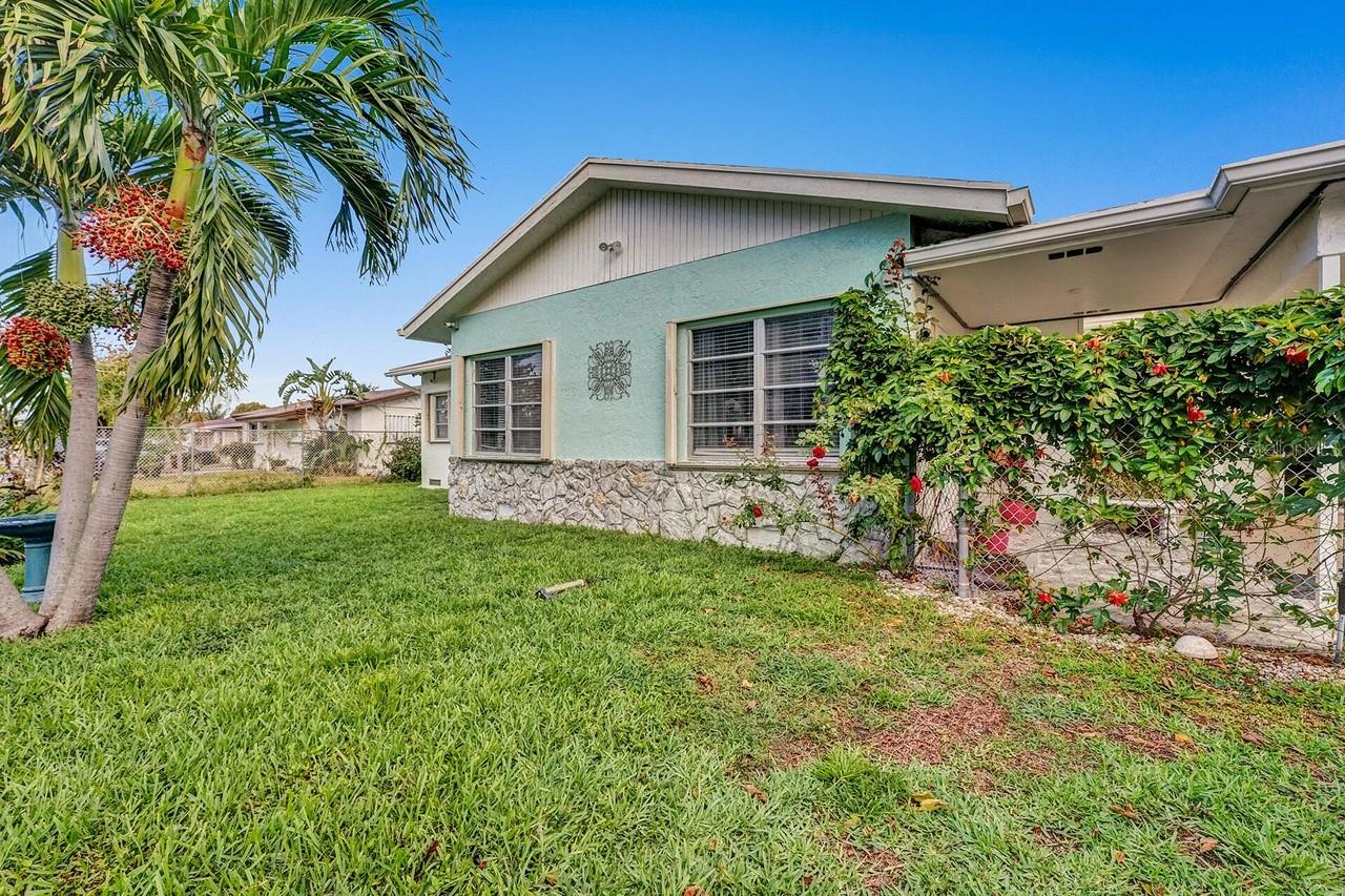 Commercial Sale in DELRAY BEACH