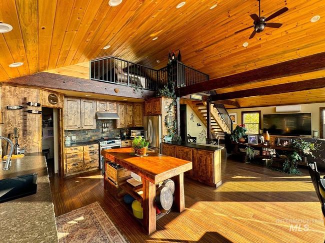 101 Meadow View Ln, House other with 4 bedrooms, 3 bathrooms and 6 parking in White Bird ID | Image 12