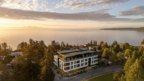 303-5229 Cordova Bay Rd, Saanich, BC, V8Y2L1 | Card Image