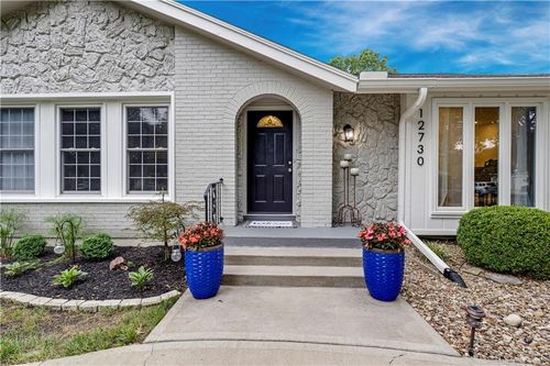 12730 Overbrook Rd, Leawood, KS, 66209-1622 | Card Image