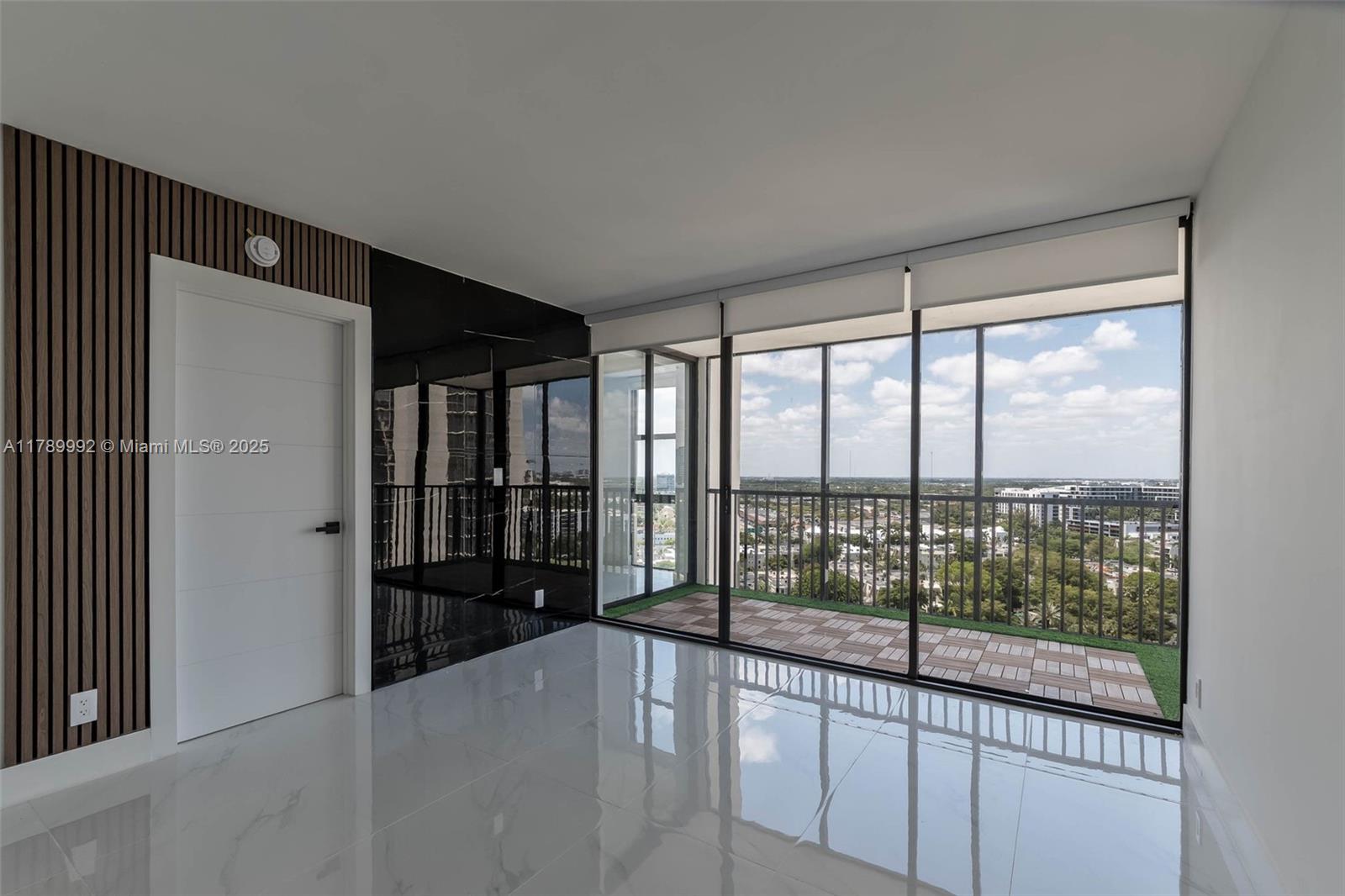 Residential in Aventura