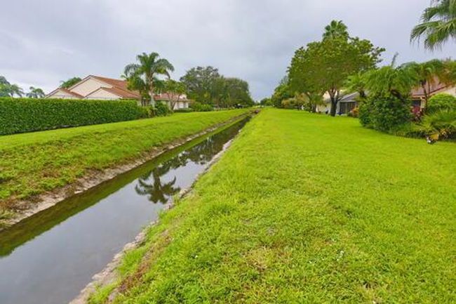 4772 Navigator Ln, House other with 3 bedrooms, 2 bathrooms and null parking in Boynton Beach FL | Image 7
