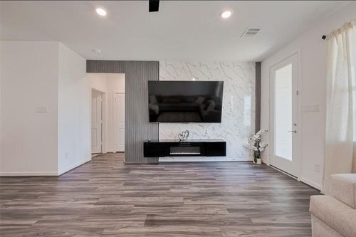 21611 Shadowbrook Birch Dr, Cypress, TX, 77433-7395 | Card Image