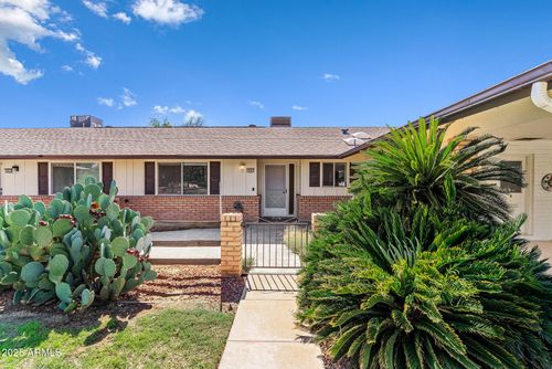 10927 W Peoria Ave, Sun City, AZ, 85351-4057 | Card Image