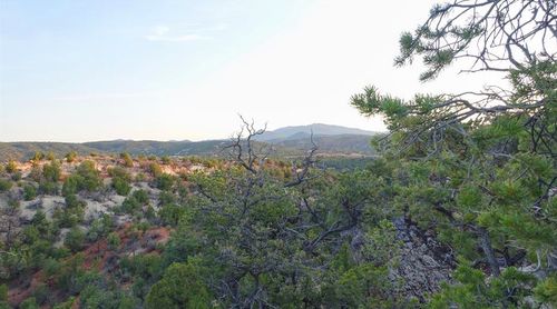 16 End Of The Trail Rd, Santa Fe, NM, 87508-8607 | Card Image