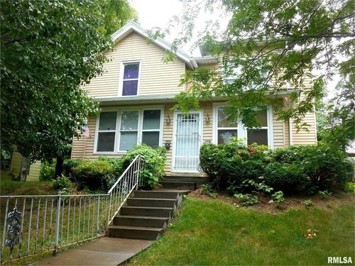415 E 7th St, Davenport, IA, 52803-5508 | Card Image