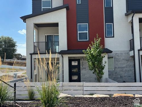 8-26-924 W Coalburn Way, Murray, UT, 84123-5497 | Card Image