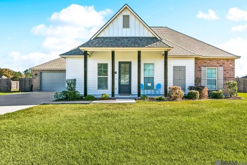 14250 Kaden Creek Dr, Walker, LA, 70785-3125 | Card Image