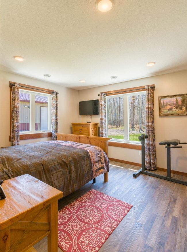 Large second bedroom | Image 14