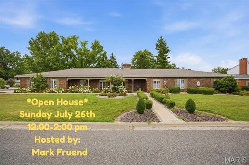 1071 Randolph Street, Carlyle, IL, 62231 | Card Image