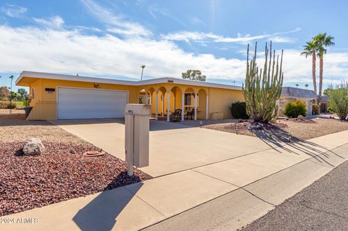 10637 W Welk Drive, Sun City, AZ, 85373 | Card Image