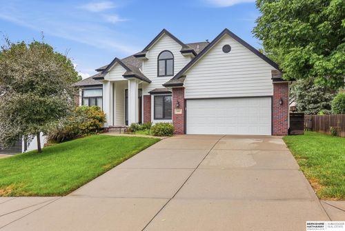 13608 Sahler St, Omaha, NE, 68164-6027 | Card Image