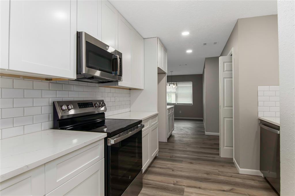 Montaigne Dr, Cypress, TX 77429