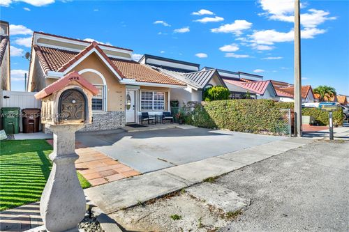 7462 W 29th Way, Hialeah, FL, 33018-5334 | Card Image
