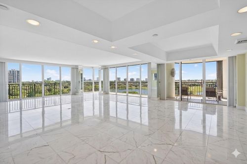 803-2427 Presidential Way, West Palm Beach, FL, 33401-1306 | Card Image
