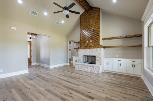 15122 High Country Acres Ln, House other with 4 bedrooms, 2 bathrooms and null parking in Lindale TX | Image 4