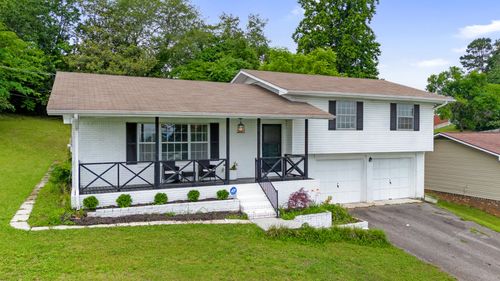 1717 E Rebel Rd, Rossville, GA, 30741-2707 | Card Image