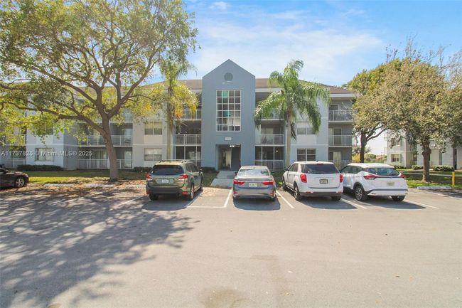 APT-107 - 8680 Sw 212 Th St, Condo with 2 bedrooms, 2 bathrooms and null parking in Cutler Bay FL | Image 9