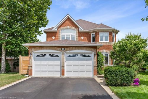 38 Chester Cres, Georgetown, ON, L7G5W5 | Card Image
