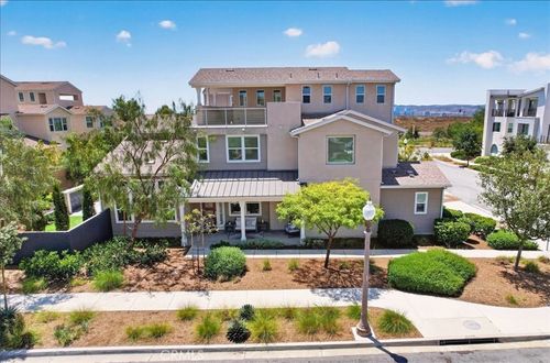 168 Crossover, Irvine, CA, 92618-1303 | Card Image