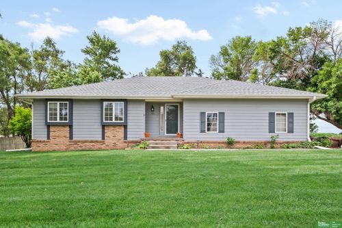 411 Hillside Ave, Yutan, NE, 68073-5075 | Card Image