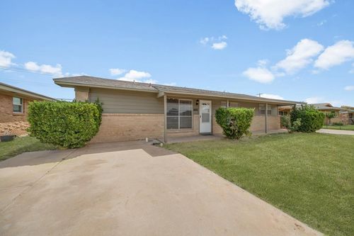 3605 La Junta Dr, Big Spring, TX, 79720-7333 | Card Image