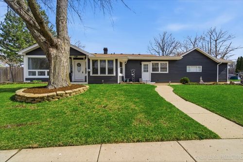 101 Hickory Dr, Carpentersville, IL, 60110-1648 | Card Image