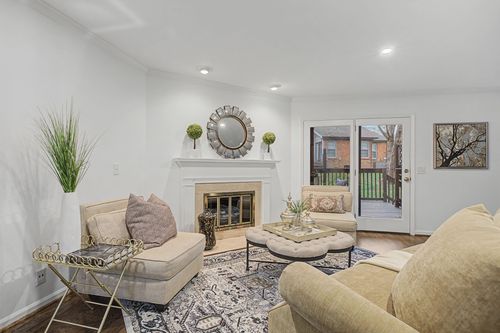 142 Hearthstone Manor Cir, Brentwood, TN, 37027-4342 | Card Image