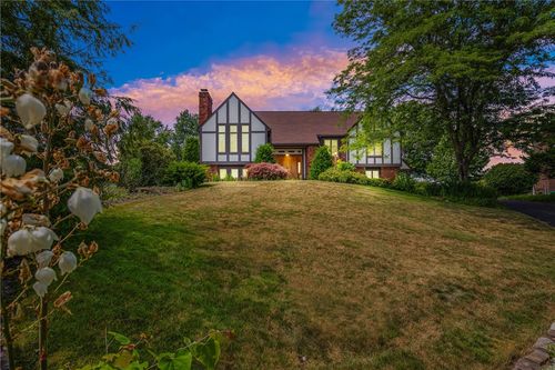 122 Cambridge Pl, Somerset, PA, 15501-4531 | Card Image