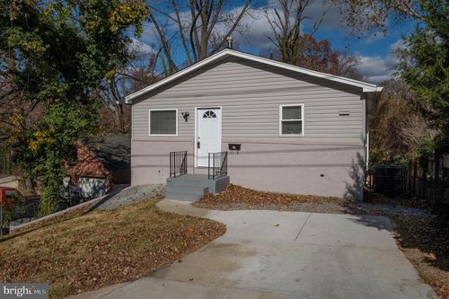 6112 Perry St, LANDOVER, MD, 20785-1046 | Card Image