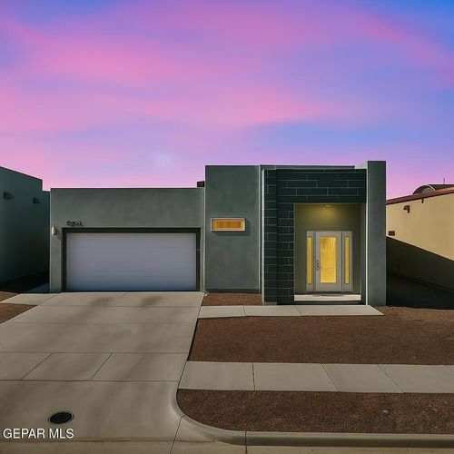 13494 Hazlewood St, Horizon City, TX, 79928-7540 | Card Image