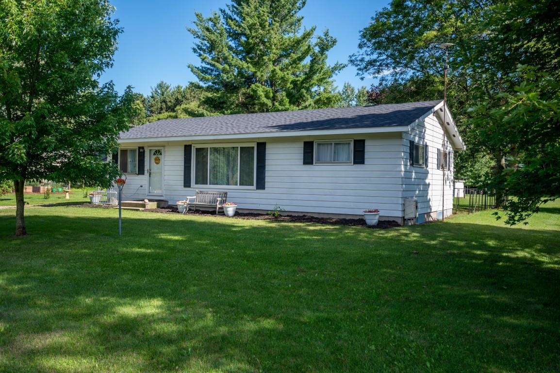 Airline Rd, Weidman, MI 48893