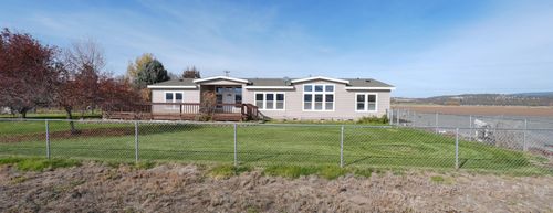 2640 Market St, Bonanza, OR, 97623-3325 | Card Image