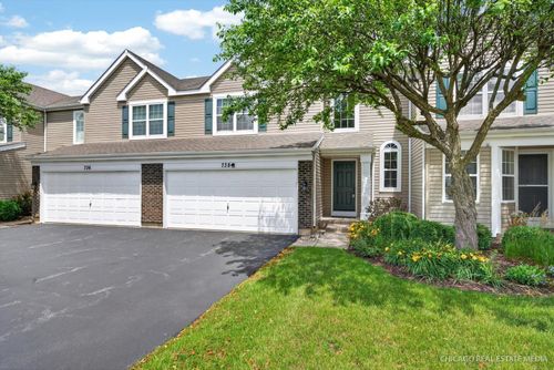738 Silk Oak Ln, Crystal Lake, IL, 60014-4592 | Card Image