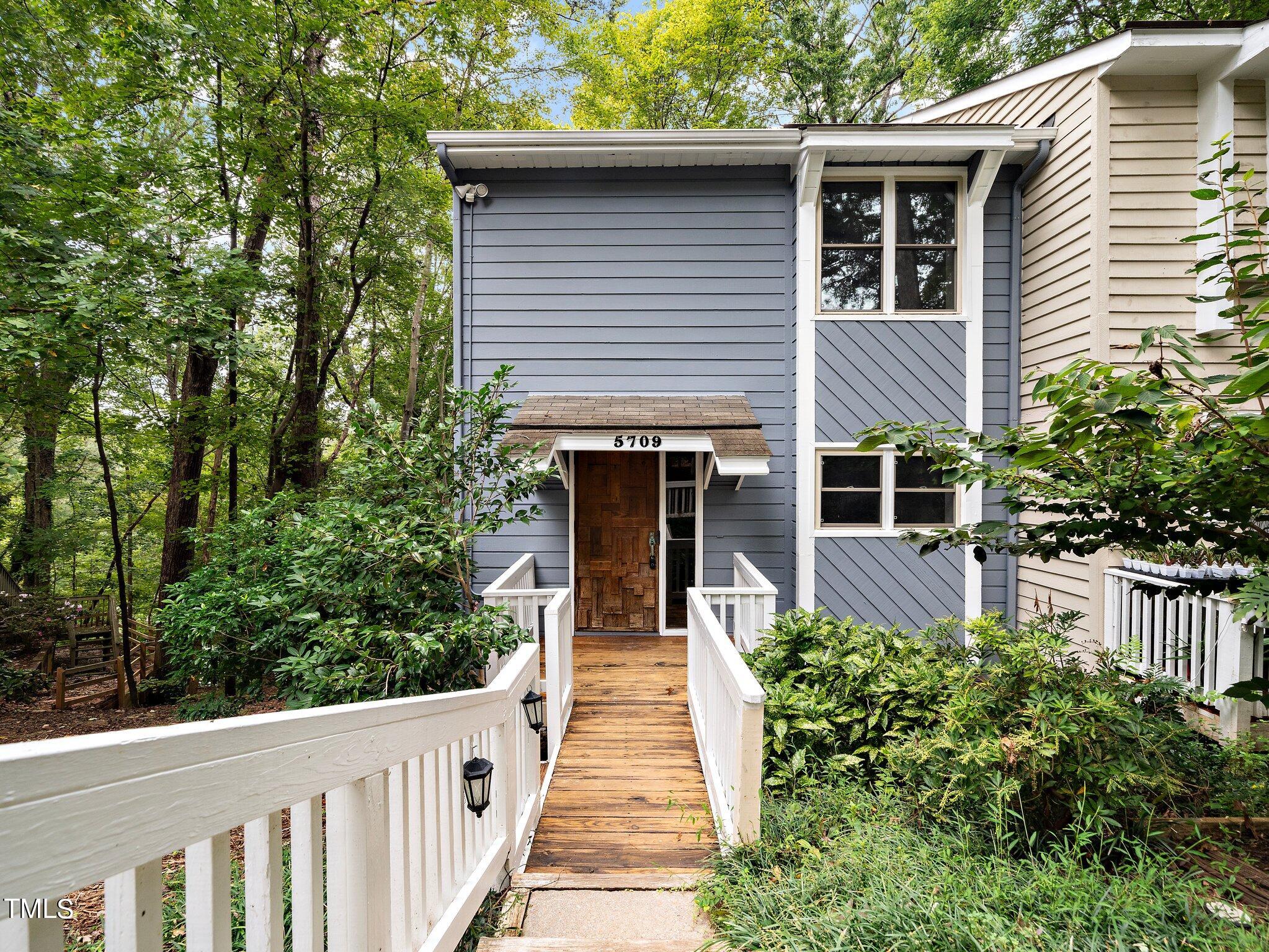 Three Oaks Dr, Raleigh, NC 27612