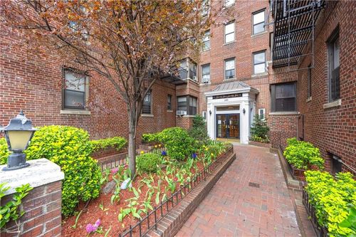 2e-2375 Ocean Ave, Brooklyn, NY, 11229-3542 | Card Image
