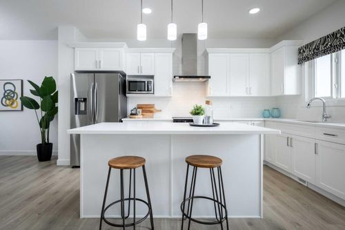 48 Andalusian Rd, Cochrane, AB, T4C3B7 | Card Image