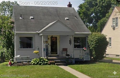 24631 Carlysle St, Dearborn, MI, 48124-3138 | Card Image