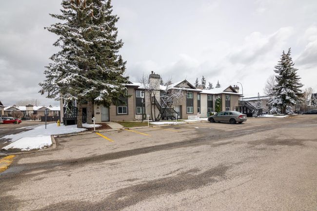 45 Cedar Springs Gardens Sw, Home with 2 bedrooms, 1 bathrooms and 1 parking in Calgary AB | Image 30