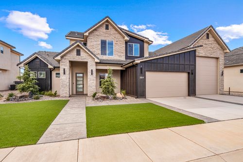 2814 S Woodrow Ln, Washington, UT, 84780-3646 | Card Image