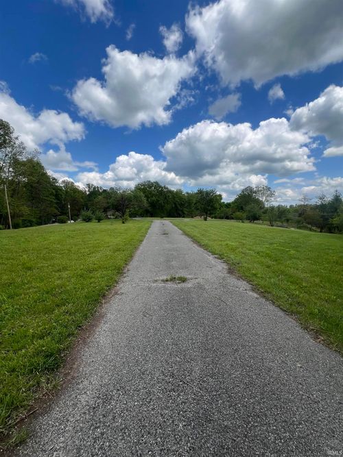 6977 E State Road 46, Bloomington, IN, 47408 | Card Image